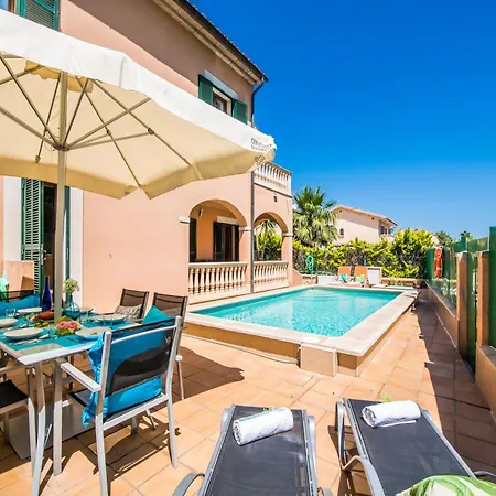 With Private Swimming Pool Ferienhaus