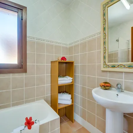 With Private Swimming Pool *